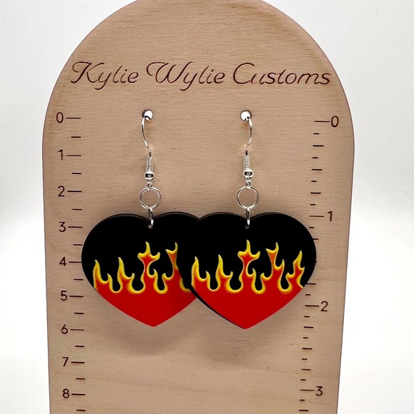 Wednesday Addams Earrings - Flaming Heart Earrings - Goth Earrings - Picture 9 of 11